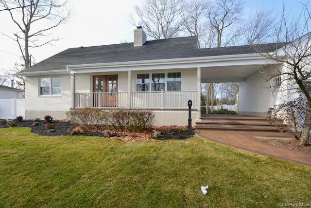 $1,049,000 | 188 Ralph Avenue, Babylon, NY 11702