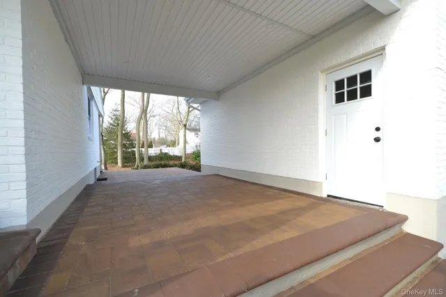 $1,049,000 | 188 Ralph Avenue, Babylon, NY 11702