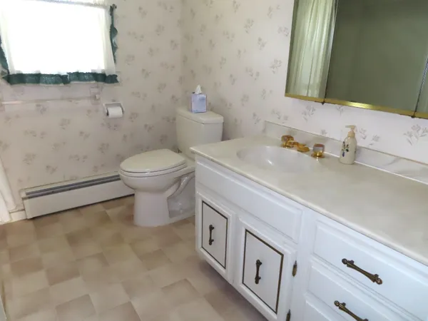 $395,000 | 471 Chapman Road, Keene, NH 03431