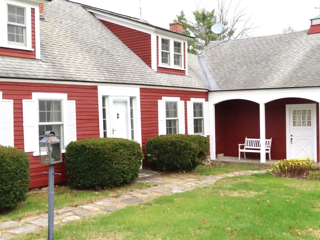 $575,000 | 471 Chapman Road, Keene, NH 03431