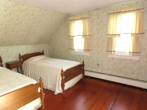 $395,000 | 471 Chapman Road, Keene, NH 03431