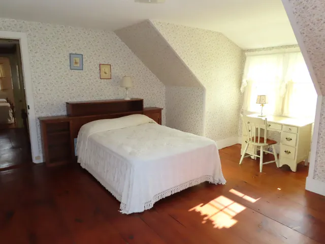 $575,000 | 471 Chapman Road, Keene, NH 03431