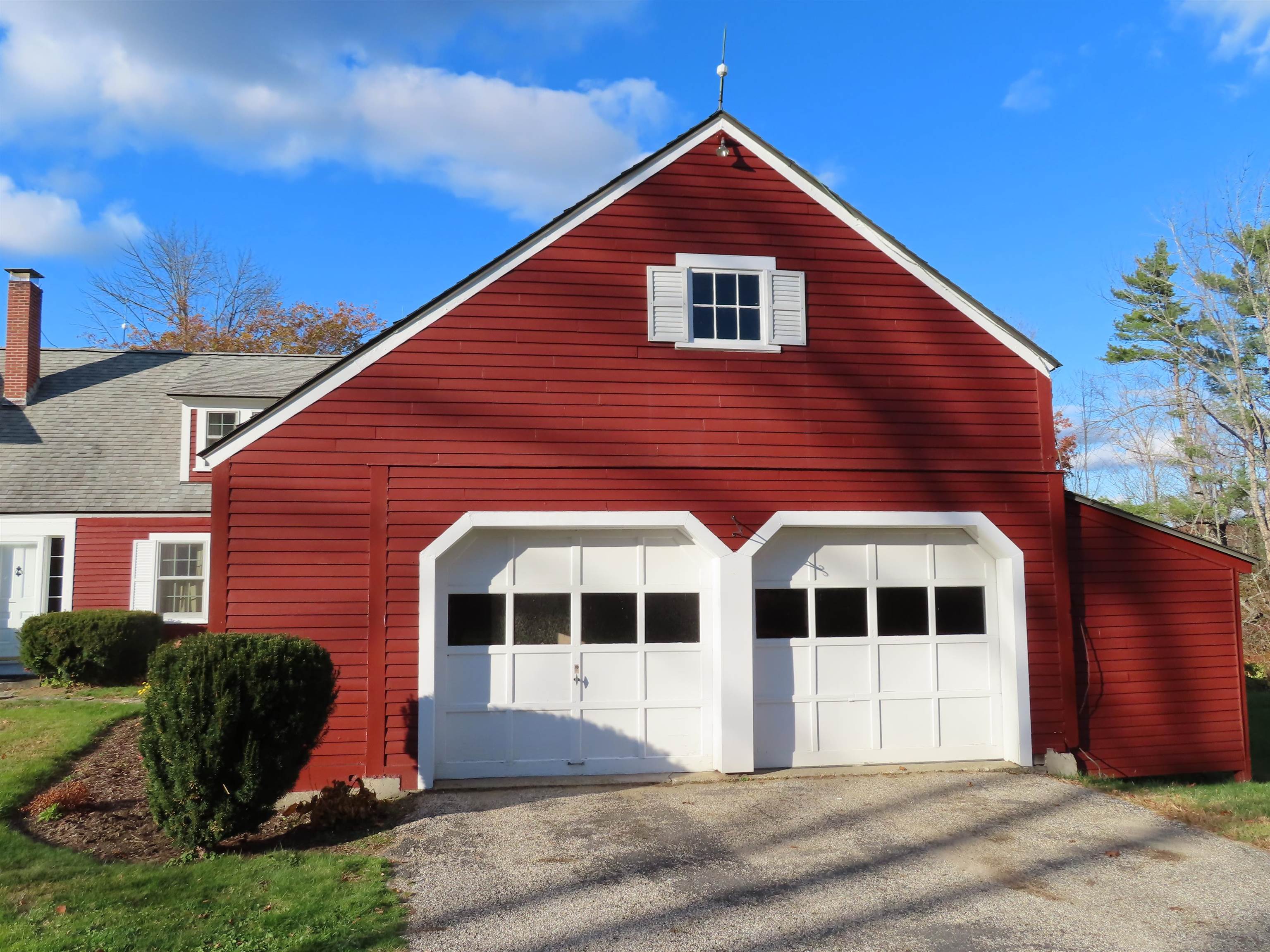 471 Chapman Road Keene, NH 03431 - Photo 3 of 50