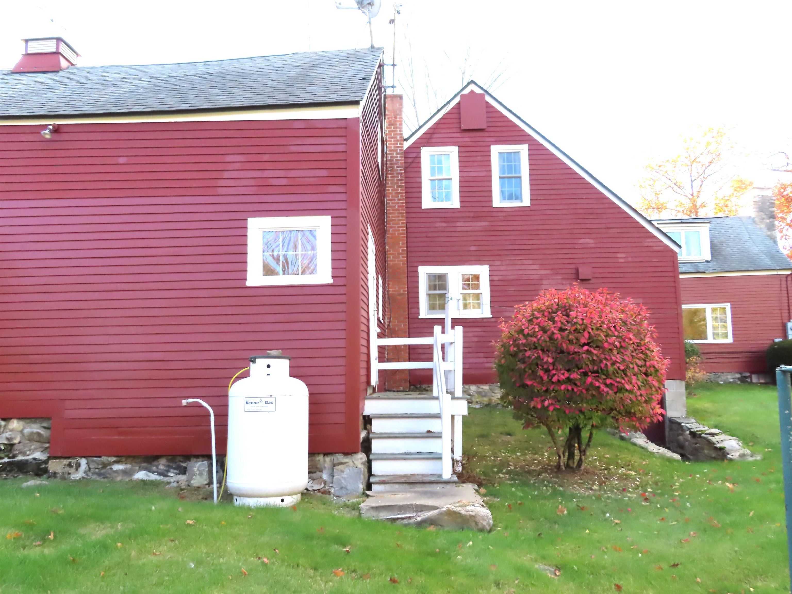 471 Chapman Road Keene, NH 03431 - Photo 40 of 46 Gallery Image 40