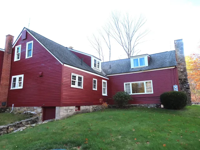 $575,000 | 471 Chapman Road, Keene, NH 03431