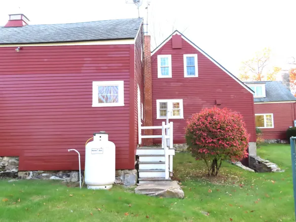$395,000 | 471 Chapman Road, Keene, NH 03431