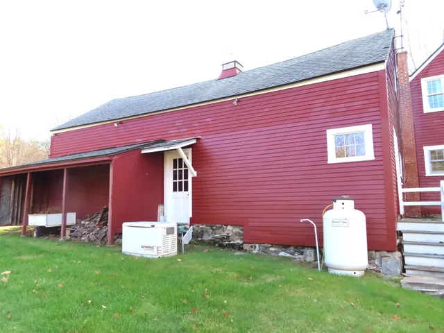 $575,000 | 471 Chapman Road, Keene, NH 03431
