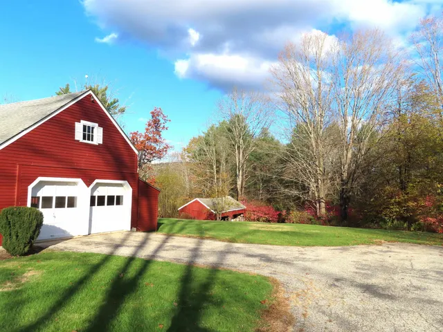 $575,000 | 471 Chapman Road, Keene, NH 03431