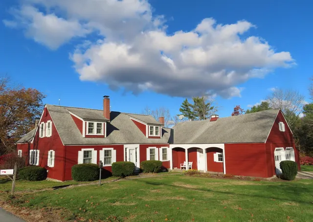$575,000 | 471 Chapman Road, Keene, NH 03431