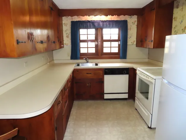 $575,000 | 471 Chapman Road, Keene, NH 03431