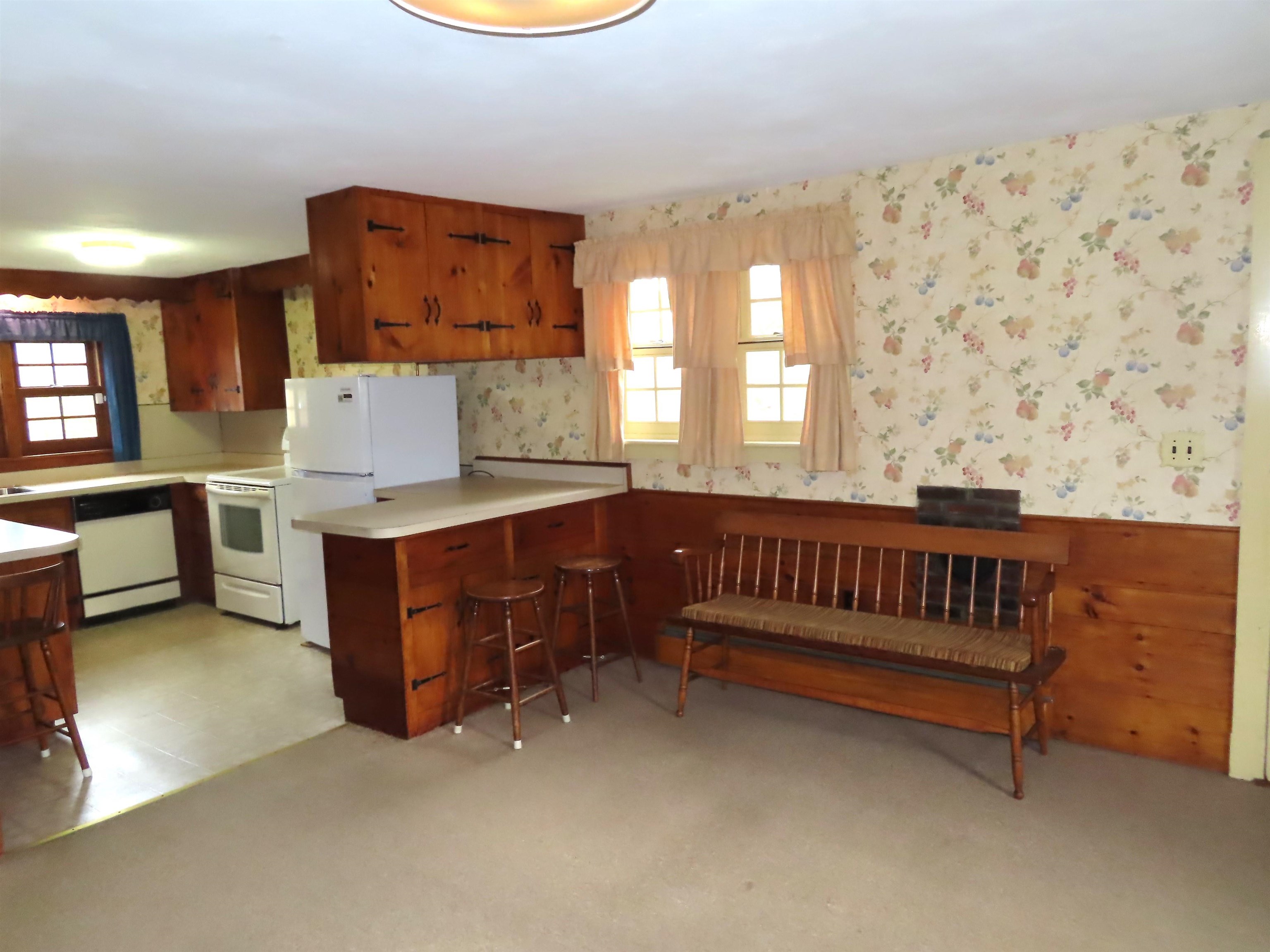 471 Chapman Road Keene, NH 03431 - Photo 9 of 50