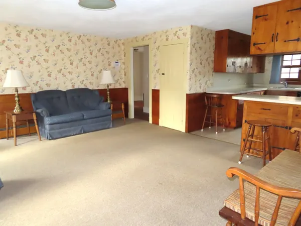 $395,000 | 471 Chapman Road, Keene, NH 03431