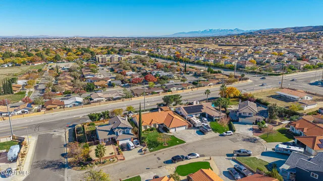 $3,300 | 42056 Jenny Lane, Lancaster, CA 93536