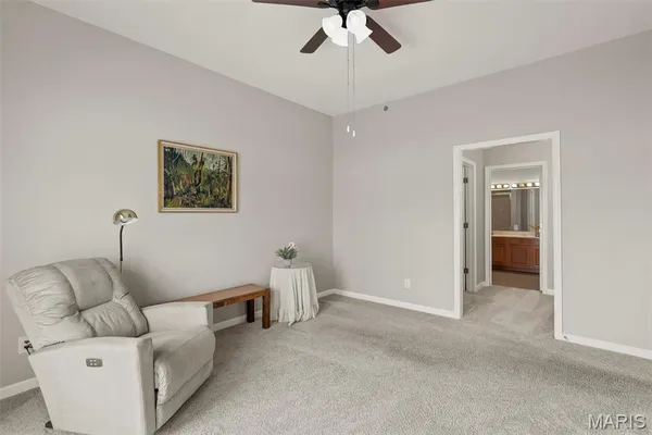 $248,900 | 7400 Whitehall Colonial Lane, Unit 421, Shrewsbury, MO 63119