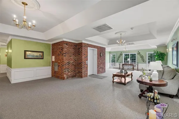 $248,900 | 7400 Whitehall Colonial Lane, Unit 421, Shrewsbury, MO 63119