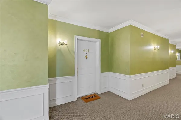 $248,900 | 7400 Whitehall Colonial Lane, Unit 421, Shrewsbury, MO 63119