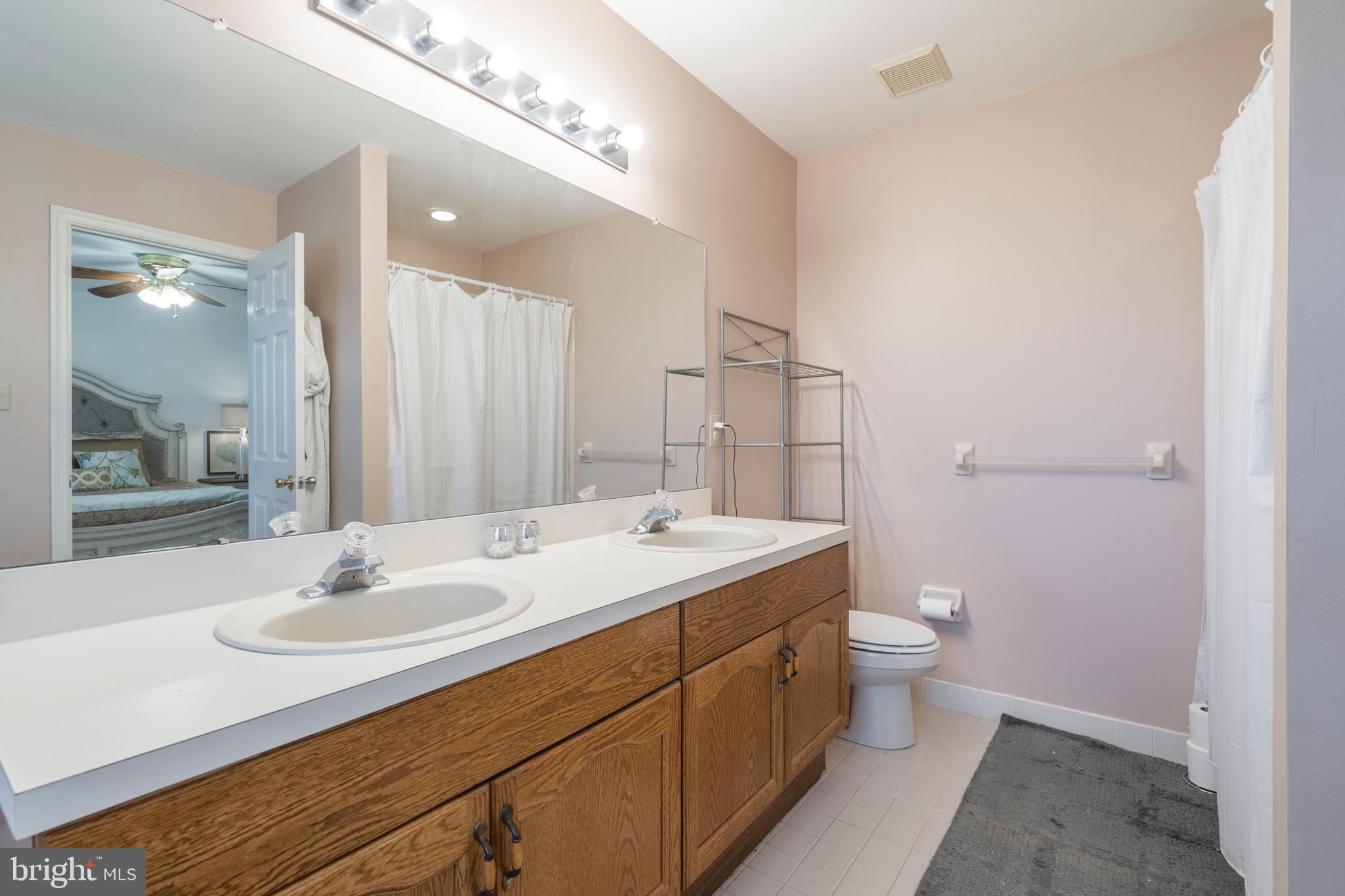 112 Walker Road Royersford, PA 19468 - Photo 25 of 43 Master Bathroom