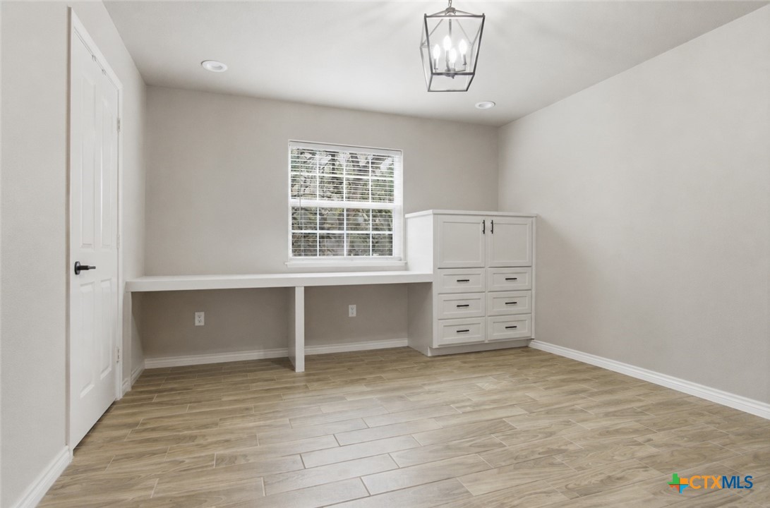 642 Phantom Rider Trail Spring Branch, TX 78070 - Photo 26 of 45 Ai Generated to remove furniture