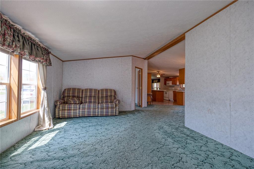 608 Deana Way Rochester, PA 15074 - Photo 2 of 18