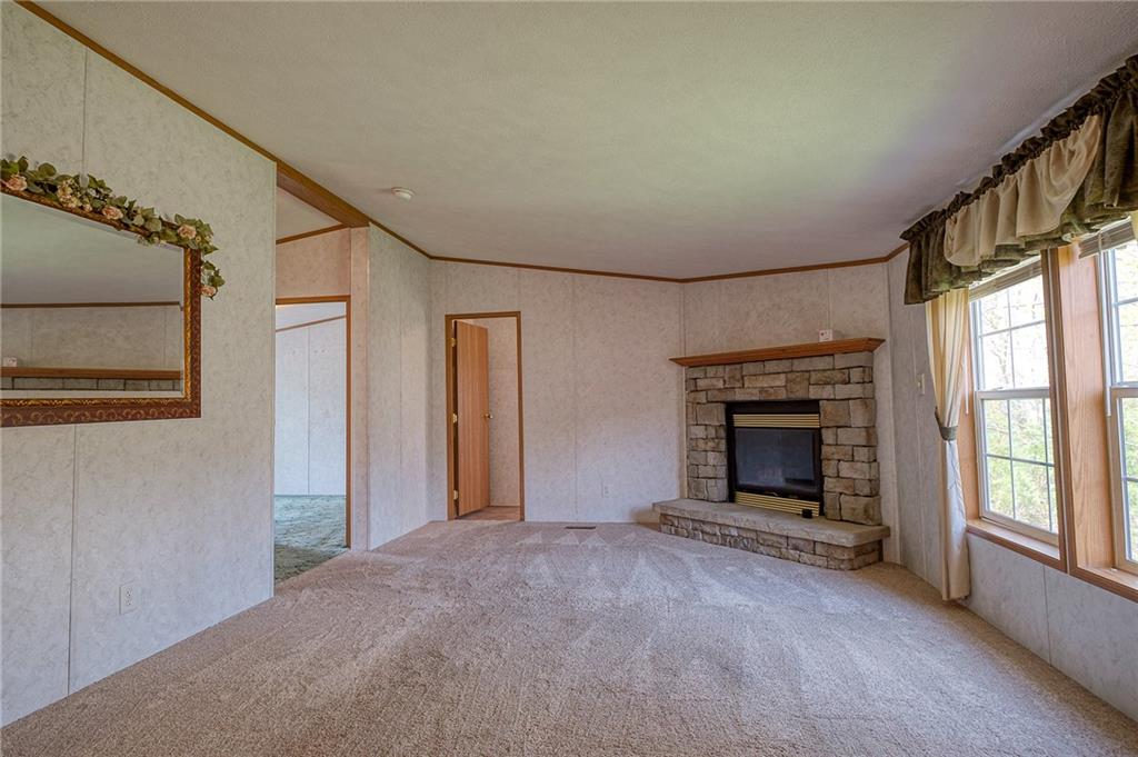 608 Deana Way Rochester, PA 15074 - Photo 10 of 18