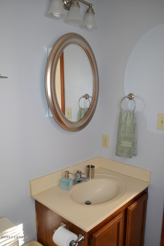 283 Riggs Road Hubert, NC 28539 - Photo 9 of 13 Master Bath
