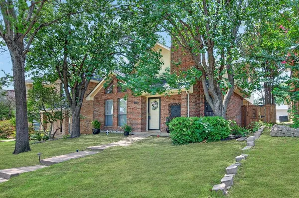 $335,000 | 1444 Homestead Lane, Carrollton, TX 75007