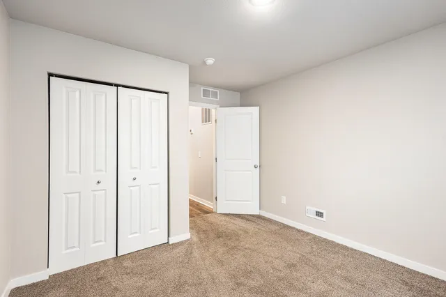 $324,990 | 834 Winchester Street, Holland, MI 49423