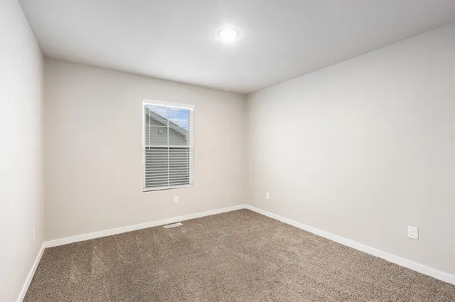 $324,990 | 834 Winchester Street, Holland, MI 49423