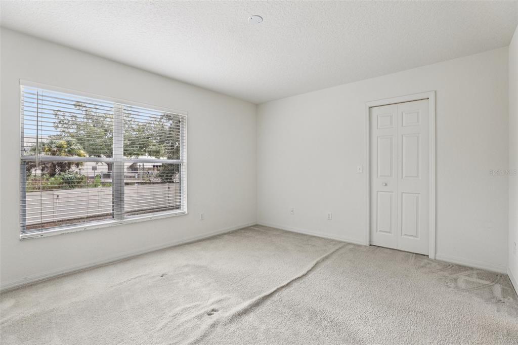 263 Sterling Springs Lane Altamonte Springs, FL 32714 - Photo 11 of 22 an empty room with a window