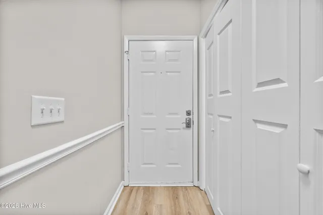 $192,500 | 4230 Wilshire Boulevard, Unit 301, Wilmington, NC 28403