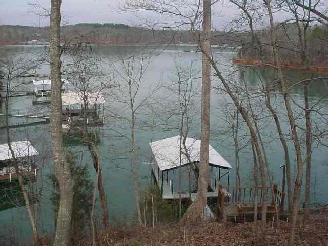 630 Reed Ck Point Hartwell, GA 30643 - Photo 3 of 9