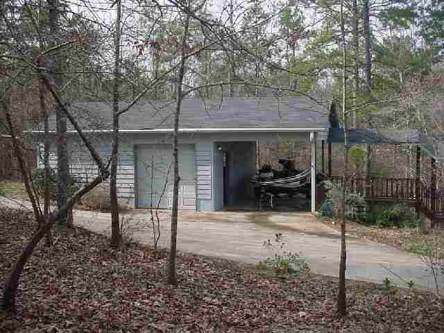 630 Reed Ck Point Hartwell, GA 30643 - Photo 7 of 9