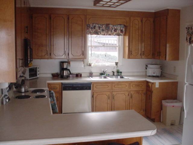 630 Reed Ck Point Hartwell, GA 30643 - Photo 8 of 9