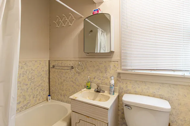 $185,000 | 628 East Sheridan Street, Ely, MN 55731