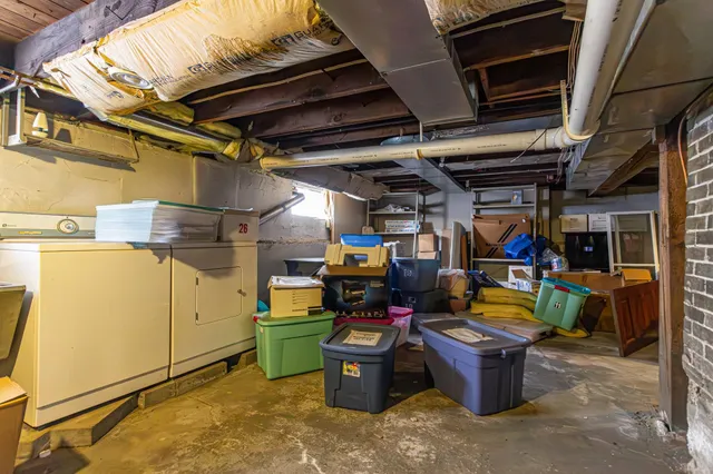 $185,000 | 628 East Sheridan Street, Ely, MN 55731