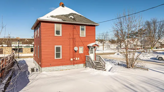 $185,000 | 628 East Sheridan Street, Ely, MN 55731