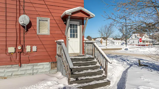 $185,000 | 628 East Sheridan Street, Ely, MN 55731
