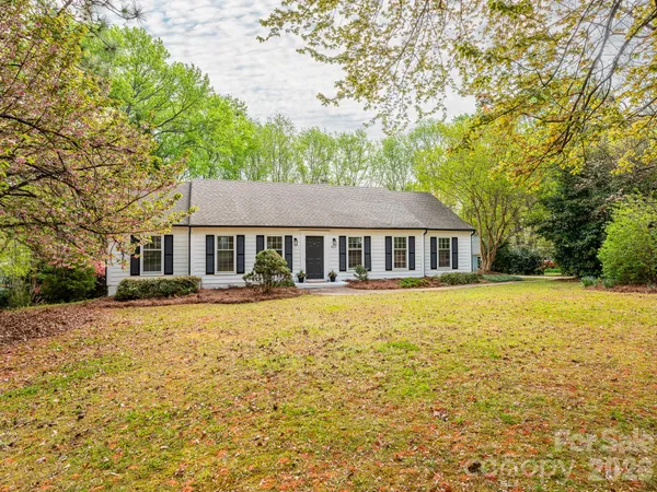 $469,800 | 9012 Waggoneer Circle, Charlotte, NC 28270