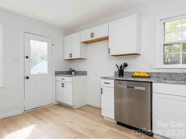 $469,800 | 9012 Waggoneer Circle, Charlotte, NC 28270