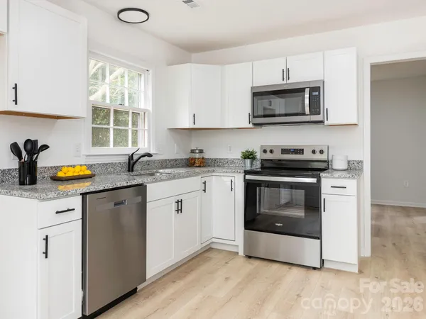 $469,800 | 9012 Waggoneer Circle, Charlotte, NC 28270