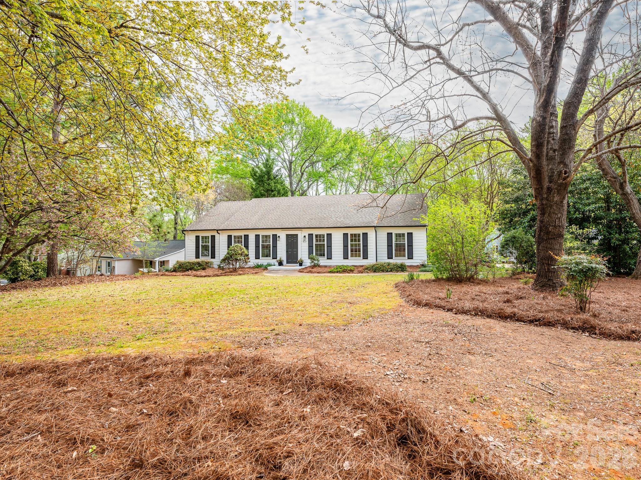 9012 Waggoneer Circle Charlotte, NC 28270 - Photo 2 of 29