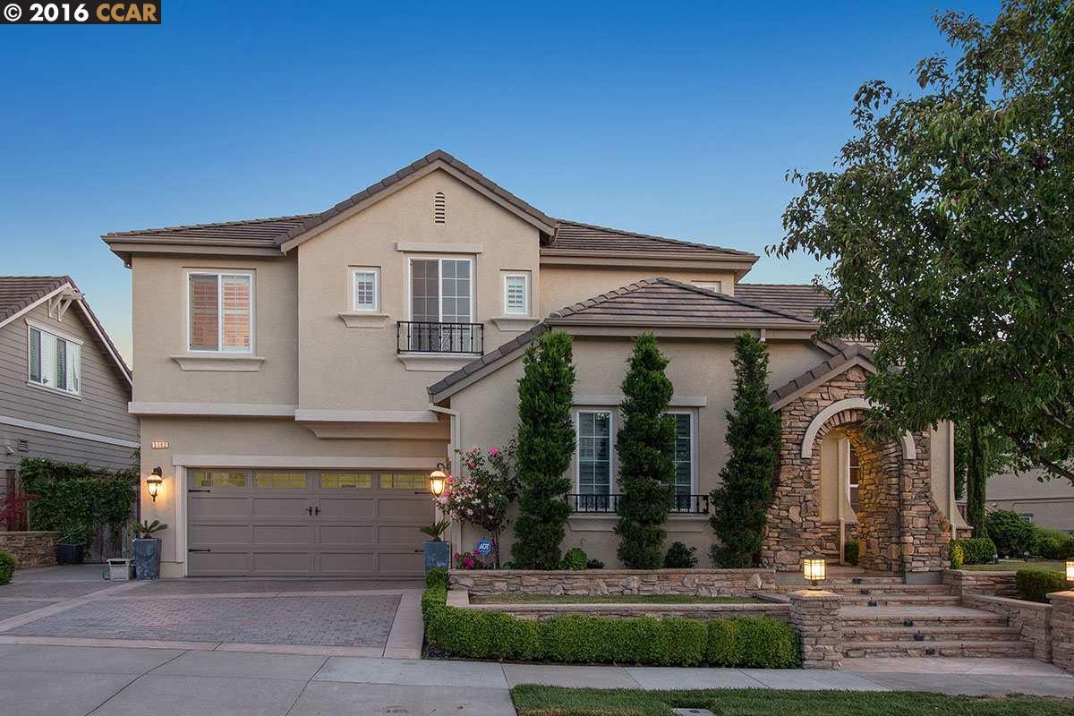 3092 Hastings Way San Ramon, CA 94582 - Photo 1 of 1 a front view of a house with garden