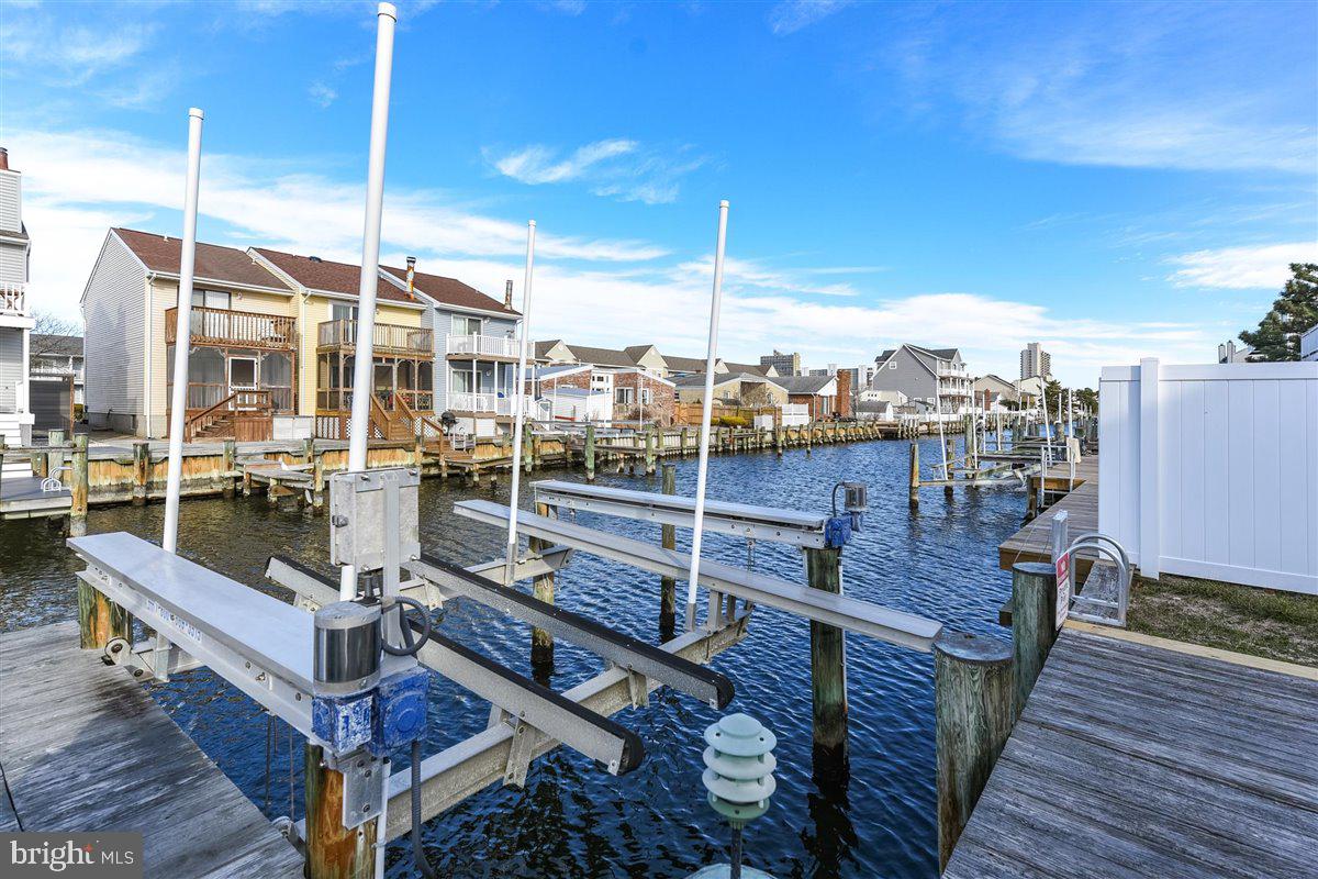 616 Salt Spray Road Ocean City, MD 21842 - Photo 9 of 40 CORNER BOAT SLIP