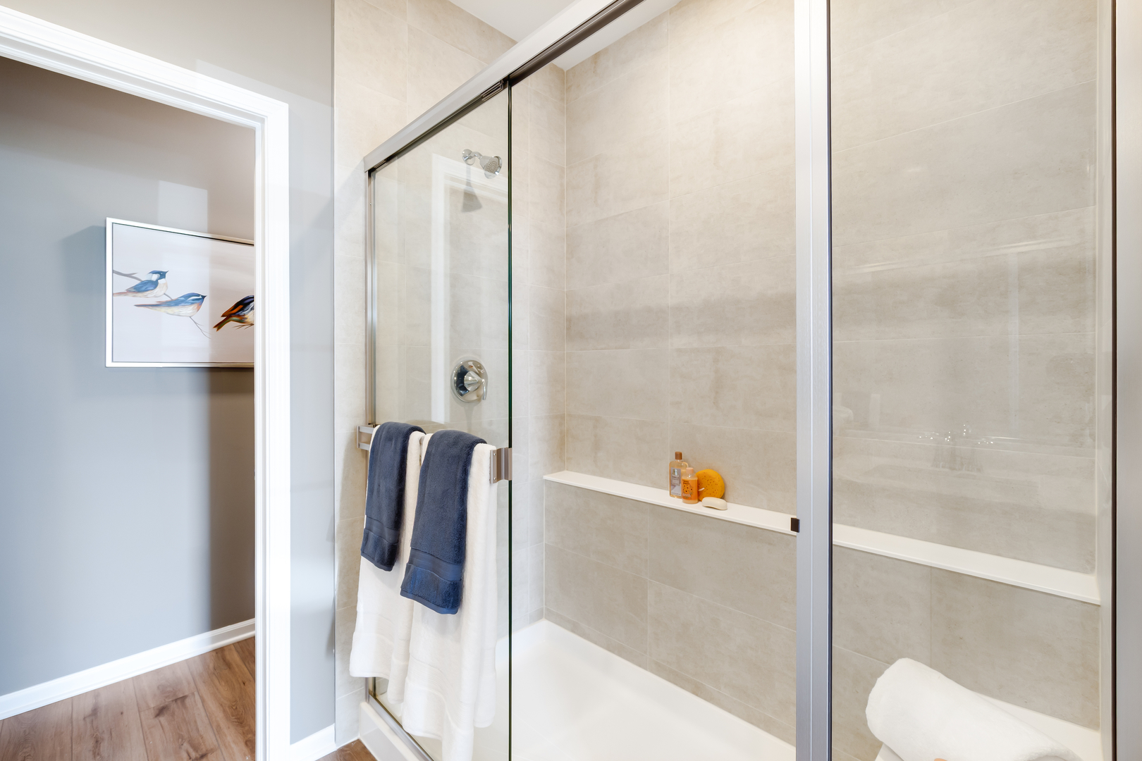 378 Cottrell Lane Aurora, IL 60506 - Photo 20 of 25 a bathroom with a shower and toilet