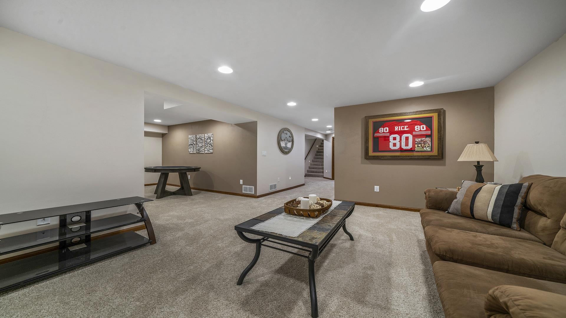 503 Sunset Drive Polo, IL 61064 - Photo 21 of 34 a living room with furniture