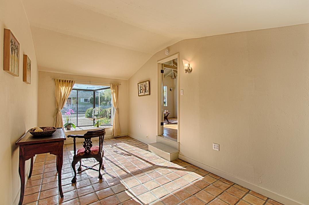 143 Hainline Road Aptos, CA 95003 - Photo 11 of 19 Gallery Image 11