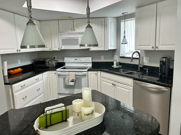 $4,550 | 274 Seabreeze Circle, Jupiter, FL 33477