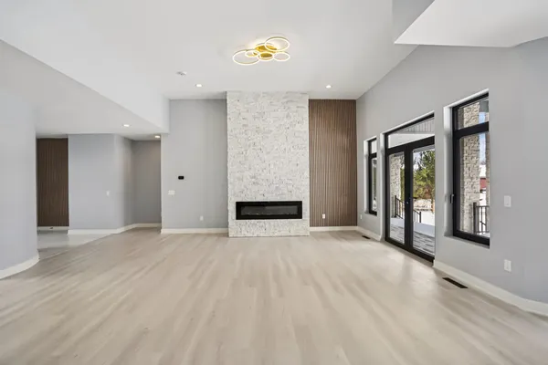 $849,000 | 320 Oakbrook Drive, Wisconsin Dells, WI 53965