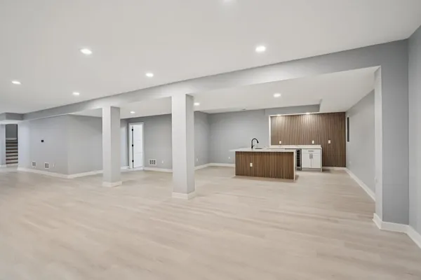 $849,000 | 320 Oakbrook Drive, Wisconsin Dells, WI 53965