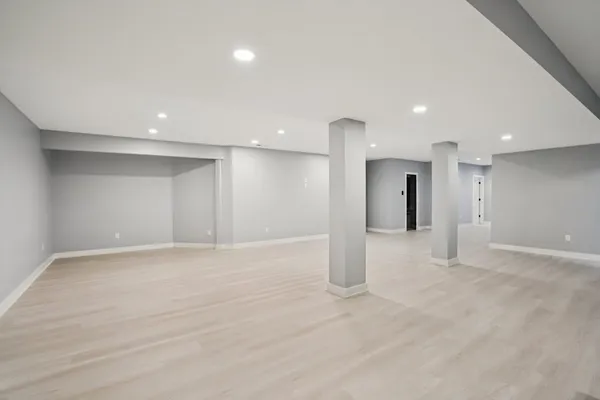 $849,000 | 320 Oakbrook Drive, Wisconsin Dells, WI 53965